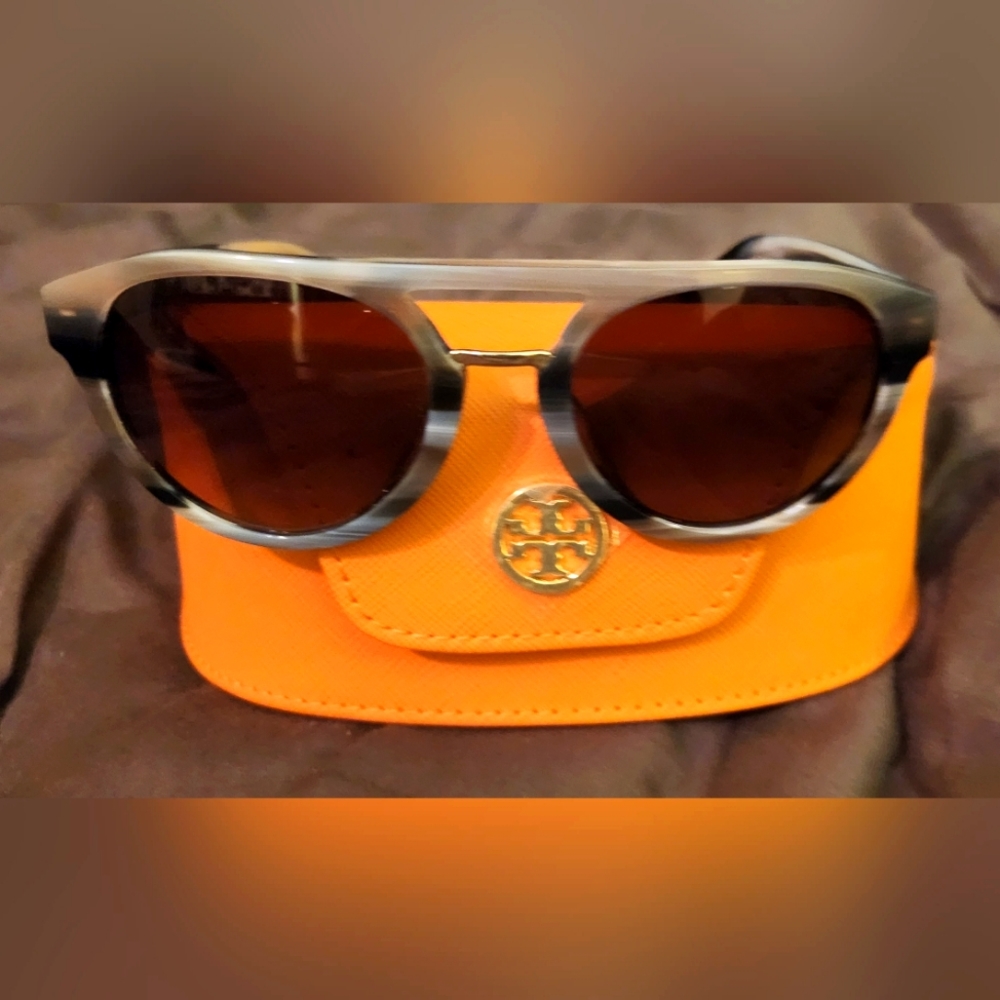 Tory burch sunglasses